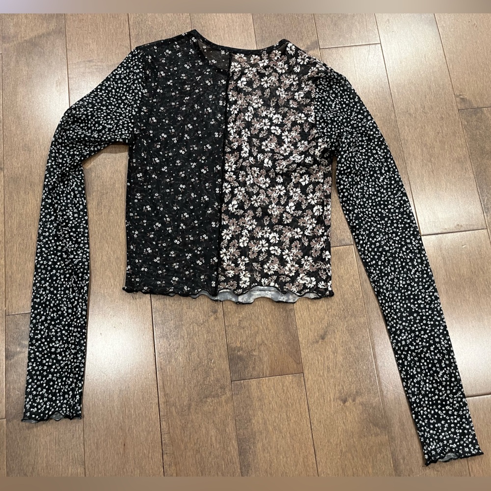 Garage flower print long sleeve fitted top